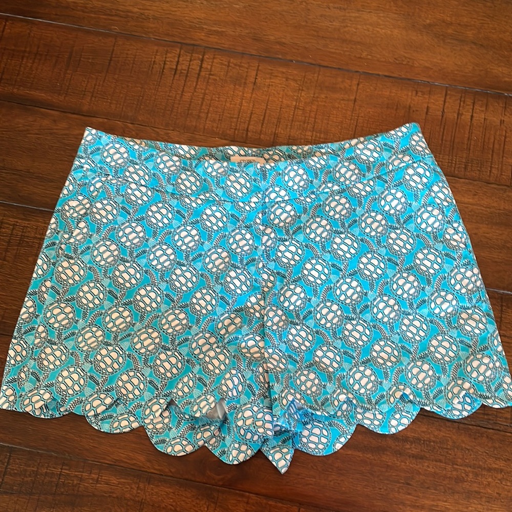 Crown & Ivy Shorts